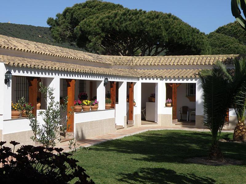 Hostal Las Acacias Los Canos De Meca Exterior foto